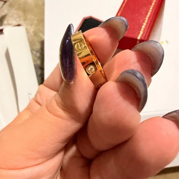 EUC AUTHENTIC CARTIER LOVE RING SMALL MODEL- 1 diamond 8 3/4 - Picture 12 of 16